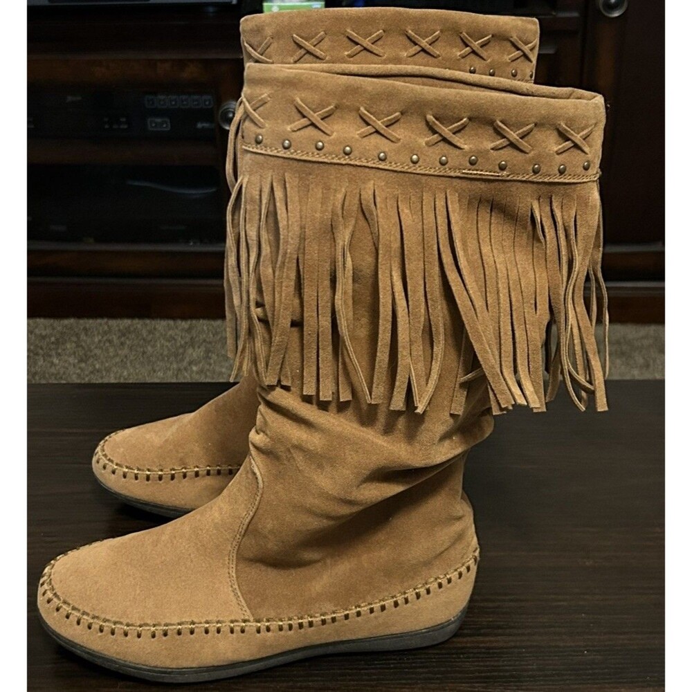 Rampage Moccasin Boots Womens Size 6M Chestnut Faux Suede Fringe Brass Studs